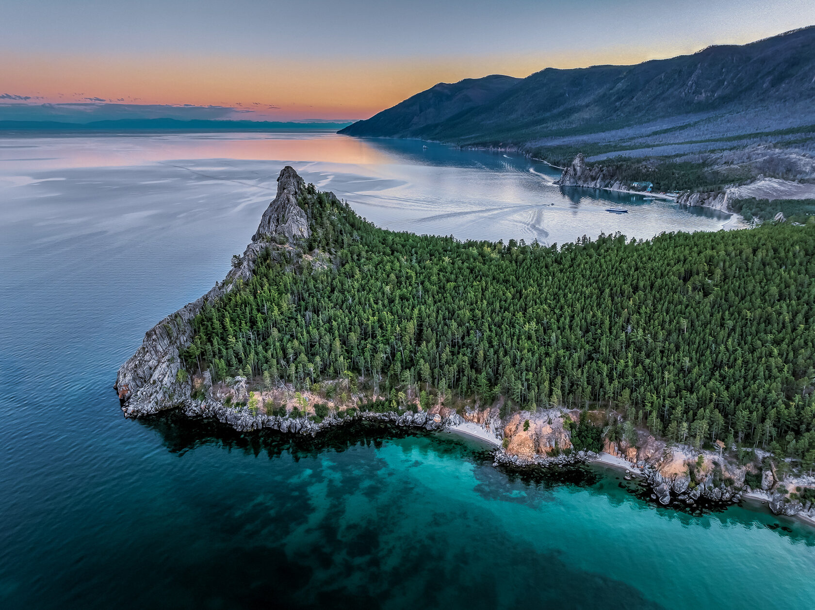 Байкал с высоты птичьего полёта