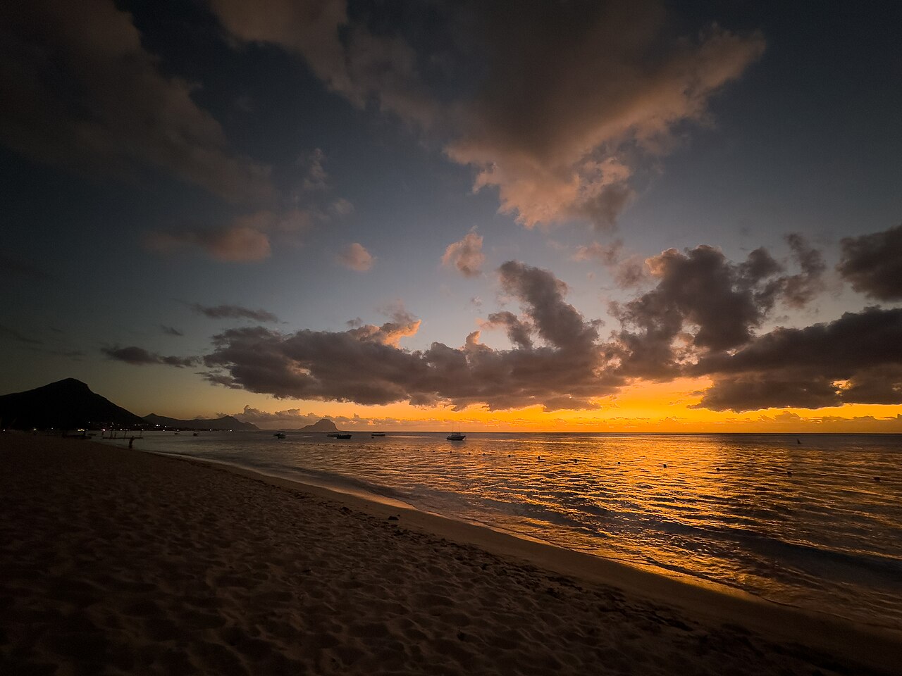 Маврикий — океанский пляж